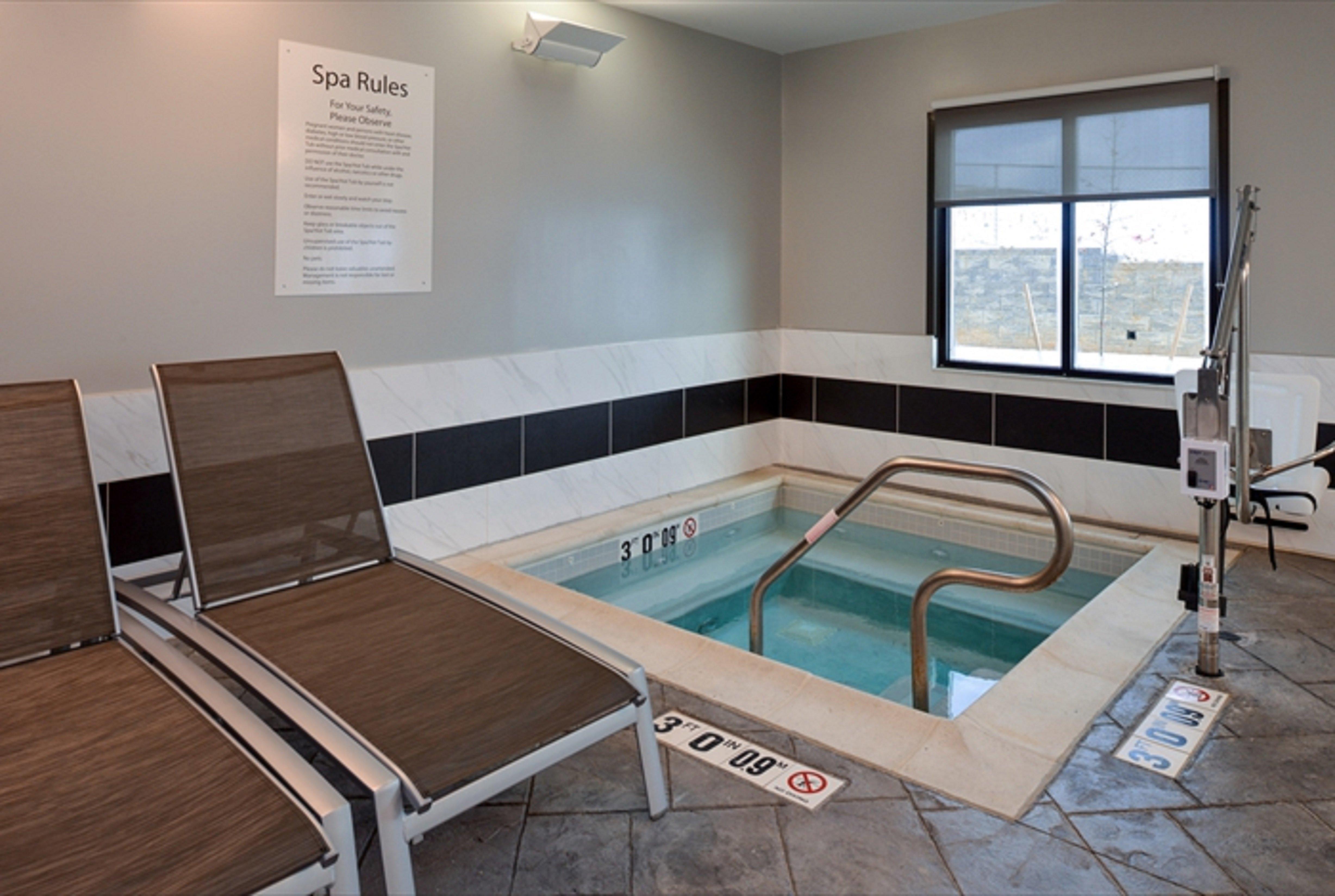 Holiday Inn Express & Suites Shippensburg By Ihg Exterior foto